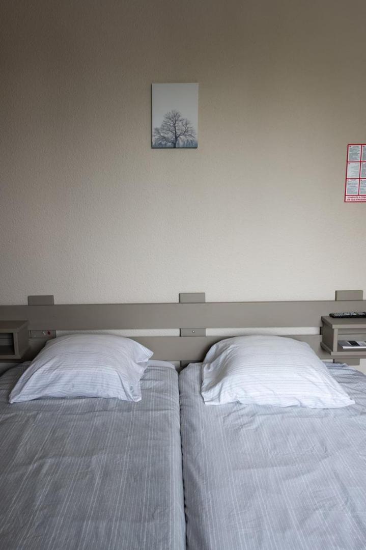Chez Jostel - Chambre 4 Genay  Eksteriør billede
